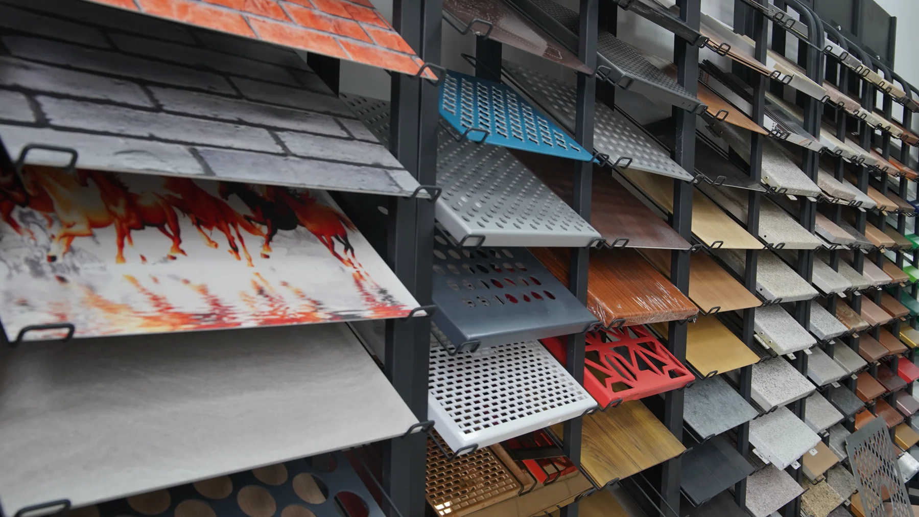 YIDING architectural aluminium finish and colour sample library